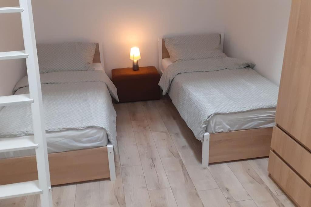 Apartment Poppied